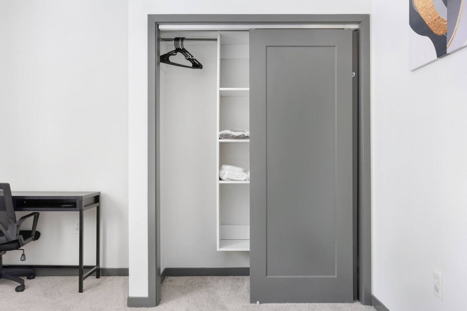 Building Photo - 6105 N Rural St