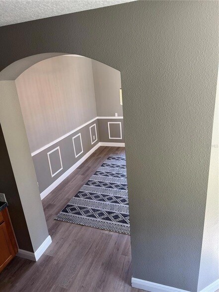 Building Photo - 3699 Heirloom Rose Pl