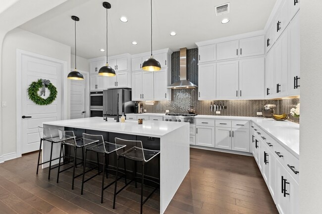 Building Photo - 127 Loysoya St