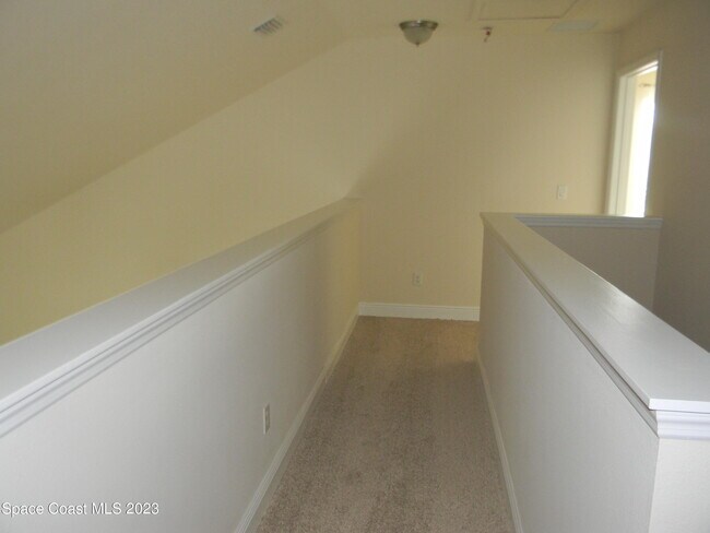 Building Photo - 1576 Alaqua Way