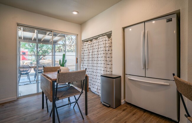 Building Photo - Fully Furnished Home in Yucca Valley