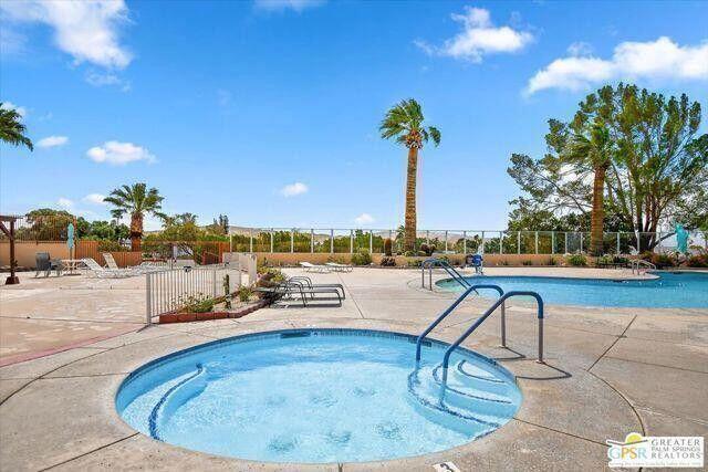 Building Photo - 69470 Midpark Dr