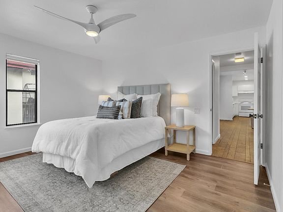 Building Photo - 2410 G St