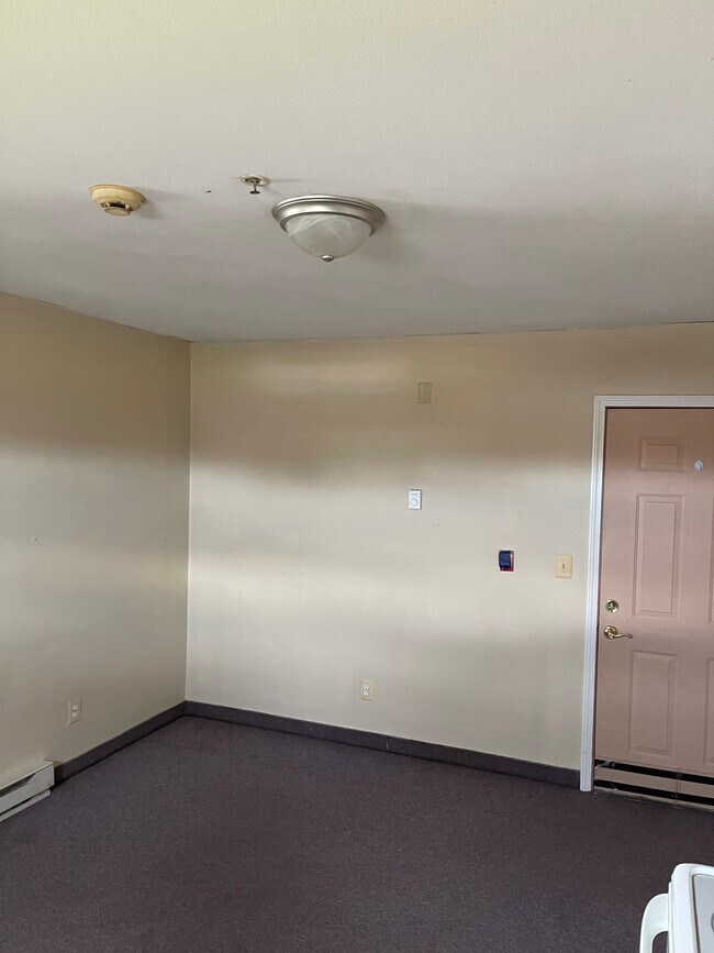 Building Photo - 6300 W Port Bay Rd