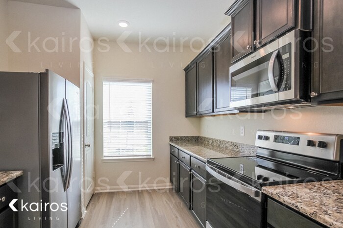 Building Photo - 12314 Regatta Ln