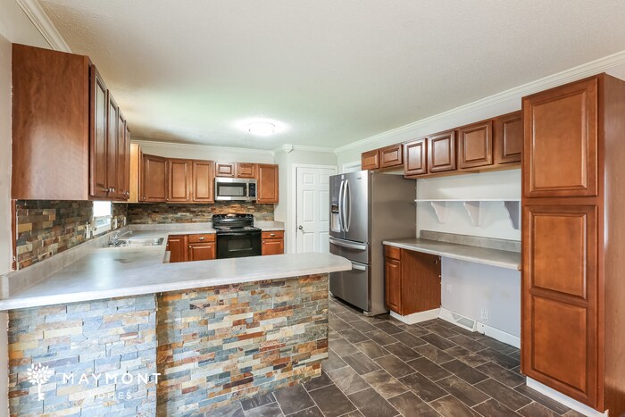 Building Photo - 12 Woodleigh Dr
