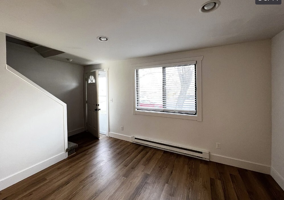 Building Photo - 5375 Osceola St