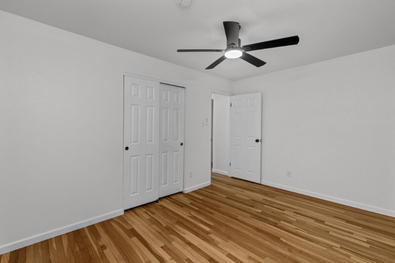 Building Photo - 105 Whitewater Dr