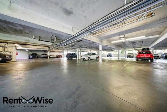Building Photo - 818 N Delaware St