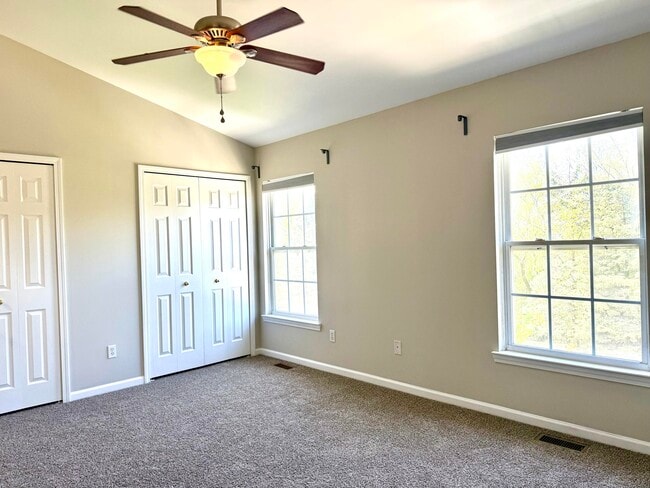 Building Photo - 3083 Promenade Cir