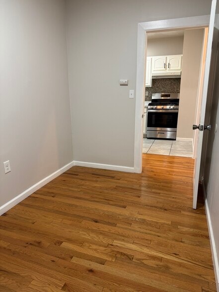 Building Photo - 336 Madison Ave