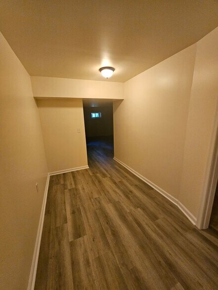 Building Photo - 3846 Gateway Terrace