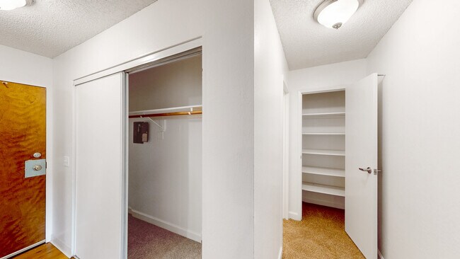 Building Photo - 212 Marin St