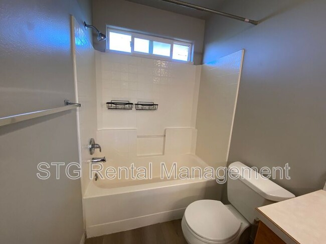 Building Photo - 473 E 1100 S