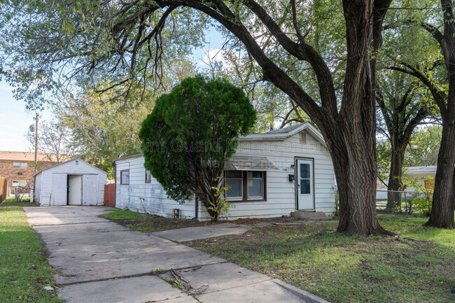 Building Photo - 1160 S Richmond Ave
