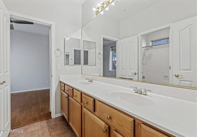 Building Photo - 7252 E Whistling Wind Way