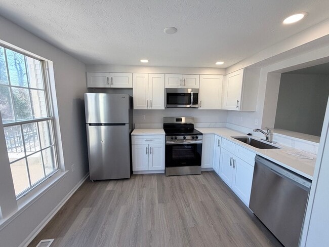 Building Photo - 8906 Chesapeake Lighthouse Dr