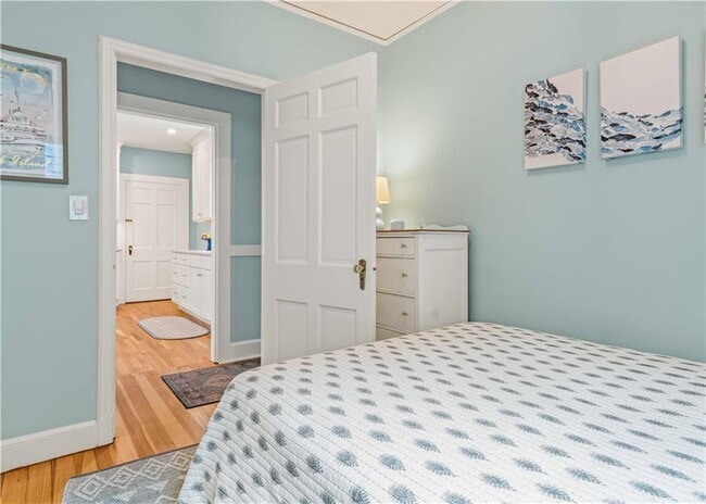 Building Photo - 112 Esplanade