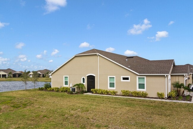 Building Photo - 8134 Loren Cove Dr