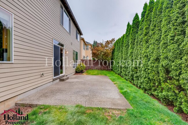 Building Photo - Spacious & Stylish 4-Bedroom Home in Desirable Northwest Portland
