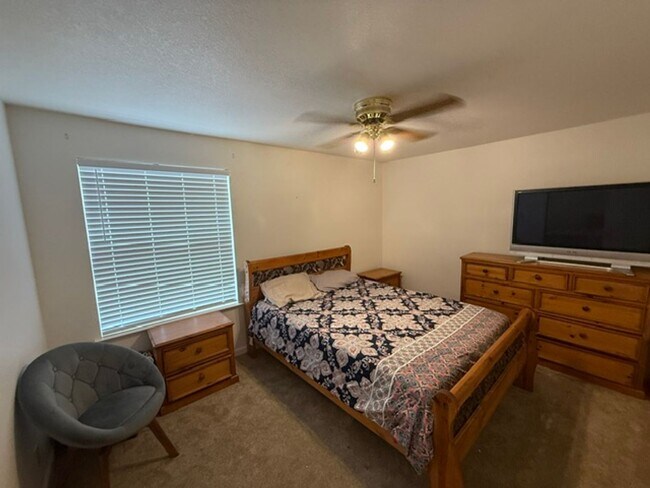 Building Photo - Resort-Style Living at Poker Flats gated community – 4 BR / 3 BA Multi-Level Home