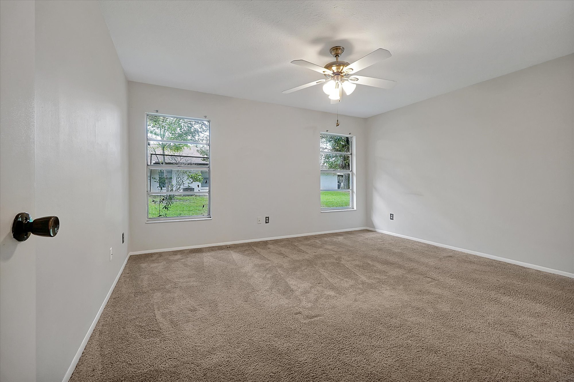 Building Photo - 10211 Gray Eagle Dr