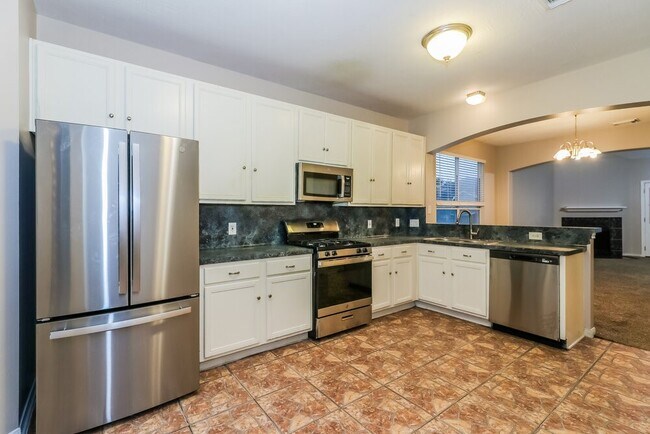 Building Photo - 2402 Birch Canyon Ct