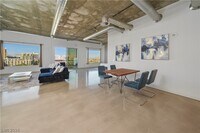 Building Photo - 900 S Las Vegas Blvd