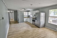 Building Photo - 1418 Avant Ave