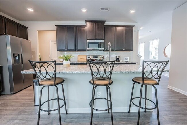 Building Photo - 454 Burgundy Terrace SE