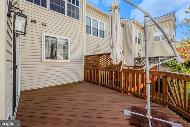 Building Photo - 12913 Wood Cres Cir