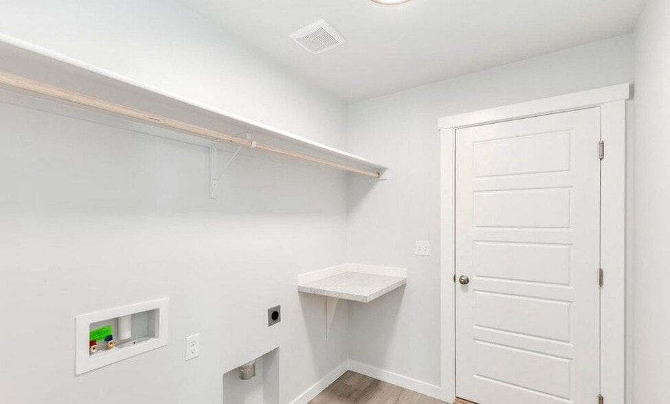 Building Photo - 6290 W Karpathos St