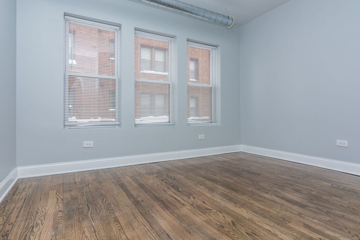 Building Photo - 6433 S Stewart Ave