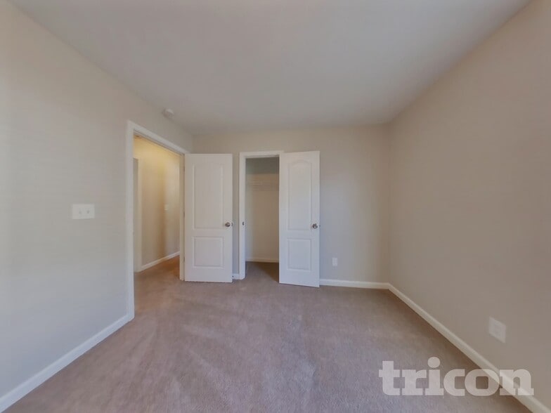 Building Photo - 162 Whetstone Way