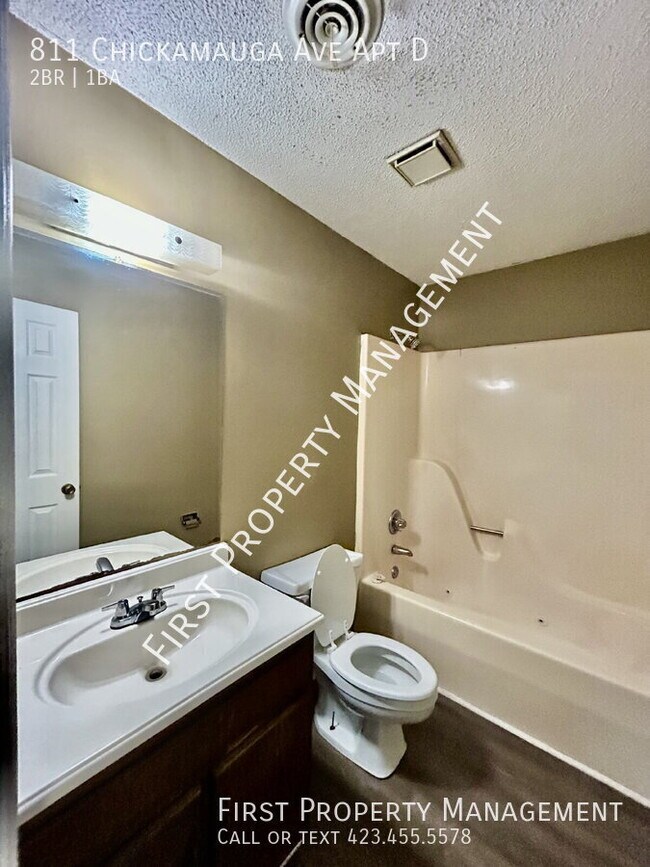Building Photo - 811 Chickamauga Ave