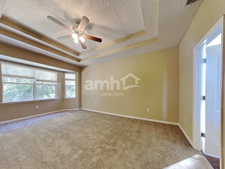 Building Photo - 86380 Cartesian Pointe Dr