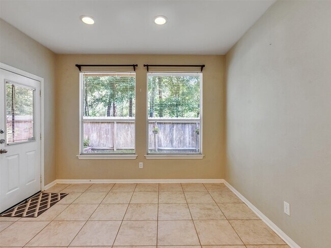 Building Photo - 94 Cornflower Dr