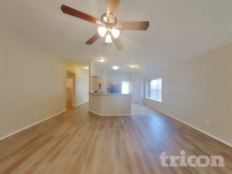 Building Photo - 1409 Mallard Dr