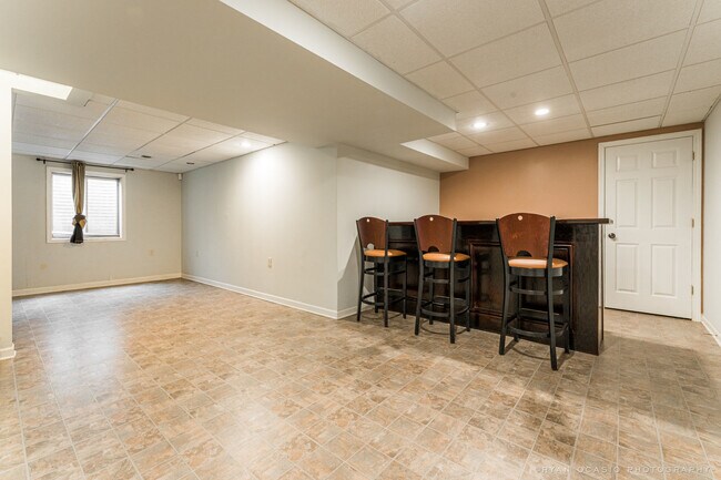Building Photo - 113 Andresen Ct