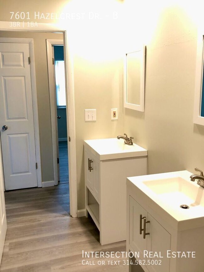 Building Photo - Completely Updated Hazelwood 3bd/1ba Condo...