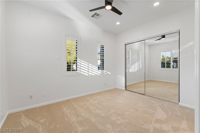 Building Photo - 11283 La Madre Ridge Dr