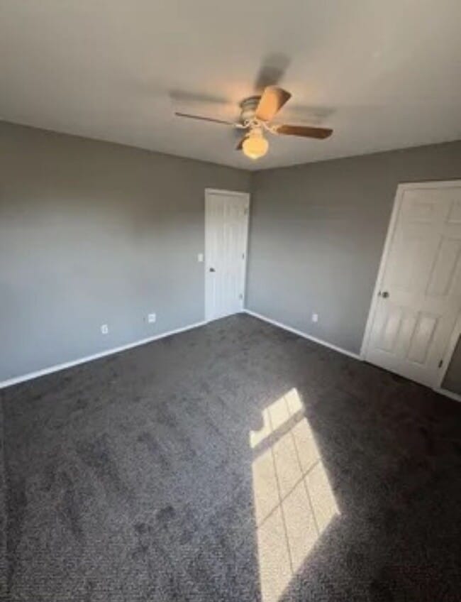 Building Photo - 5 bed/3 bath house