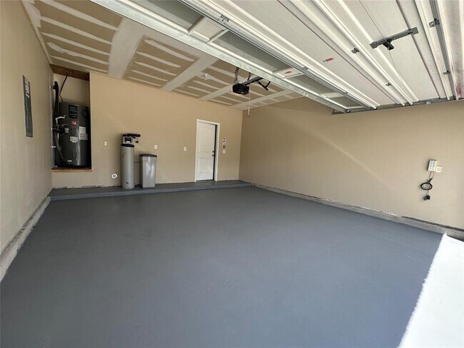 Building Photo - 14302 Honey Gem Dr