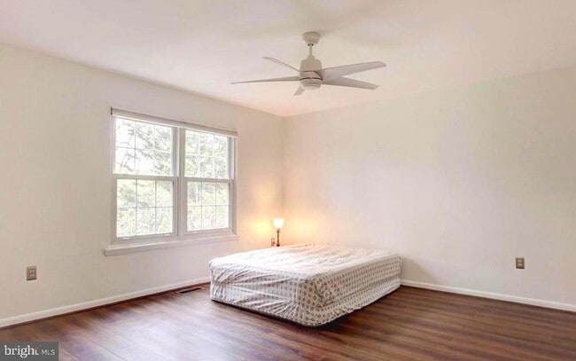 Building Photo - 4777 Kelly Rd