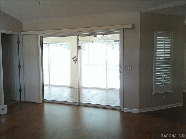 Building Photo - 1035 S Brookfield Dr