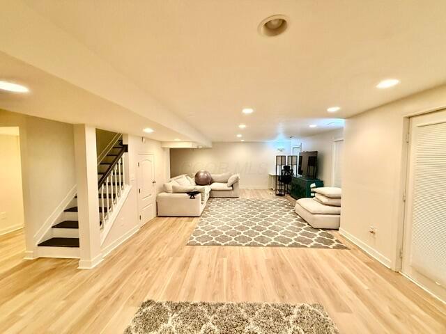 Building Photo - 9460 Santa Clara Cir