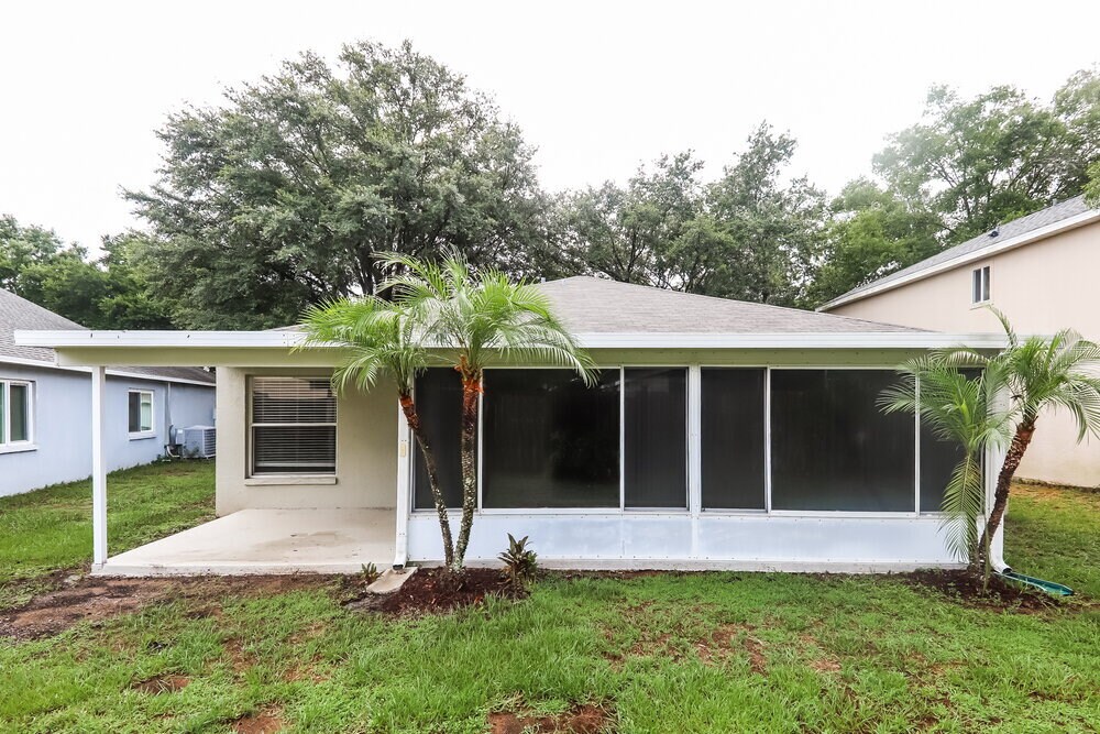 Building Photo - 402 Sonoma Dr