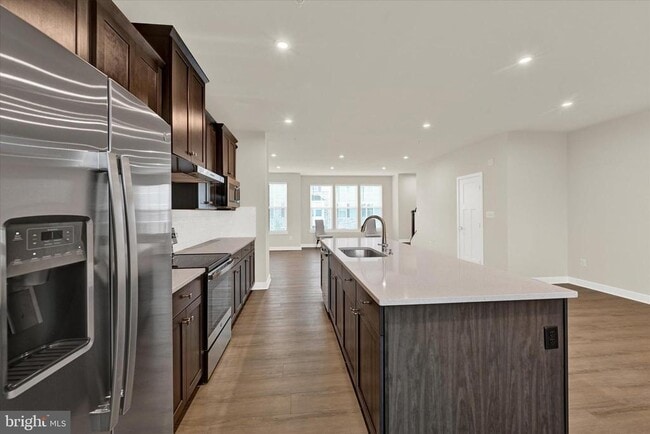 Building Photo - 7907 Olive Branch Ln