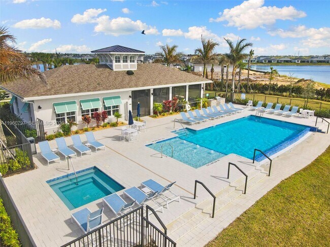 Building Photo - 13461 SW Bally Dr