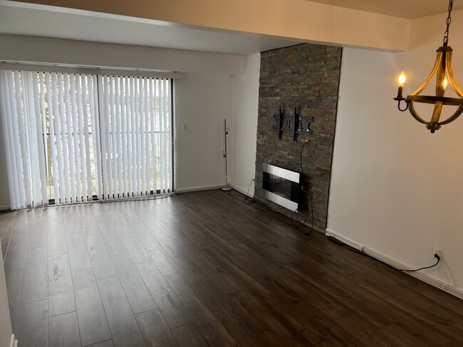 Building Photo - 9663 Harbour Cove Ct